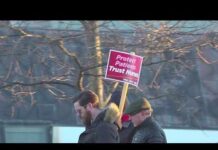 Nurses at EMMC picketing