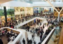 Teen Accused of Plotting Mall of America ATTACK Crowded shopping mall interior with multiple levels